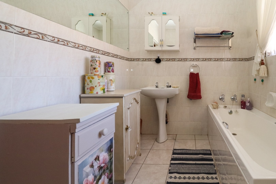 3 Bedroom Property for Sale in Flimieda North West